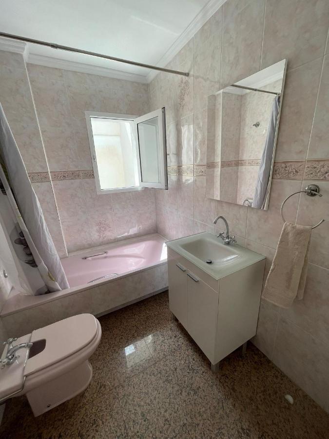 Encantadora Habitacion Privada Cerca Del Mar Málaga Extérieur photo
