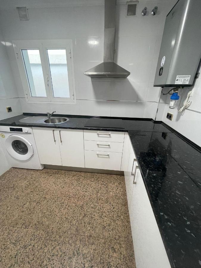 Encantadora Habitacion Privada Cerca Del Mar Málaga Extérieur photo