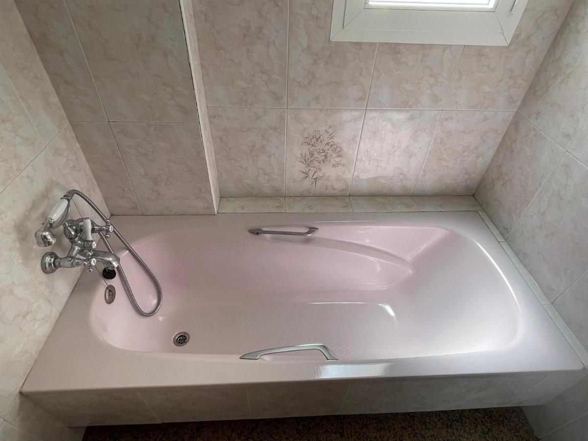Encantadora Habitacion Privada Cerca Del Mar Málaga Extérieur photo