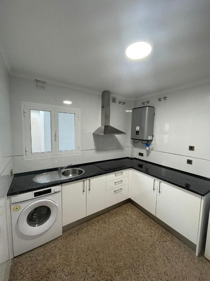 Encantadora Habitacion Privada Cerca Del Mar Málaga Extérieur photo