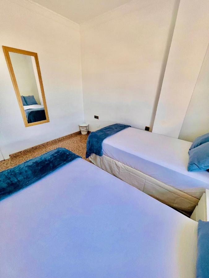Encantadora Habitacion Privada Cerca Del Mar Málaga Extérieur photo